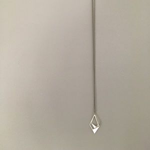Long women’s necklace
